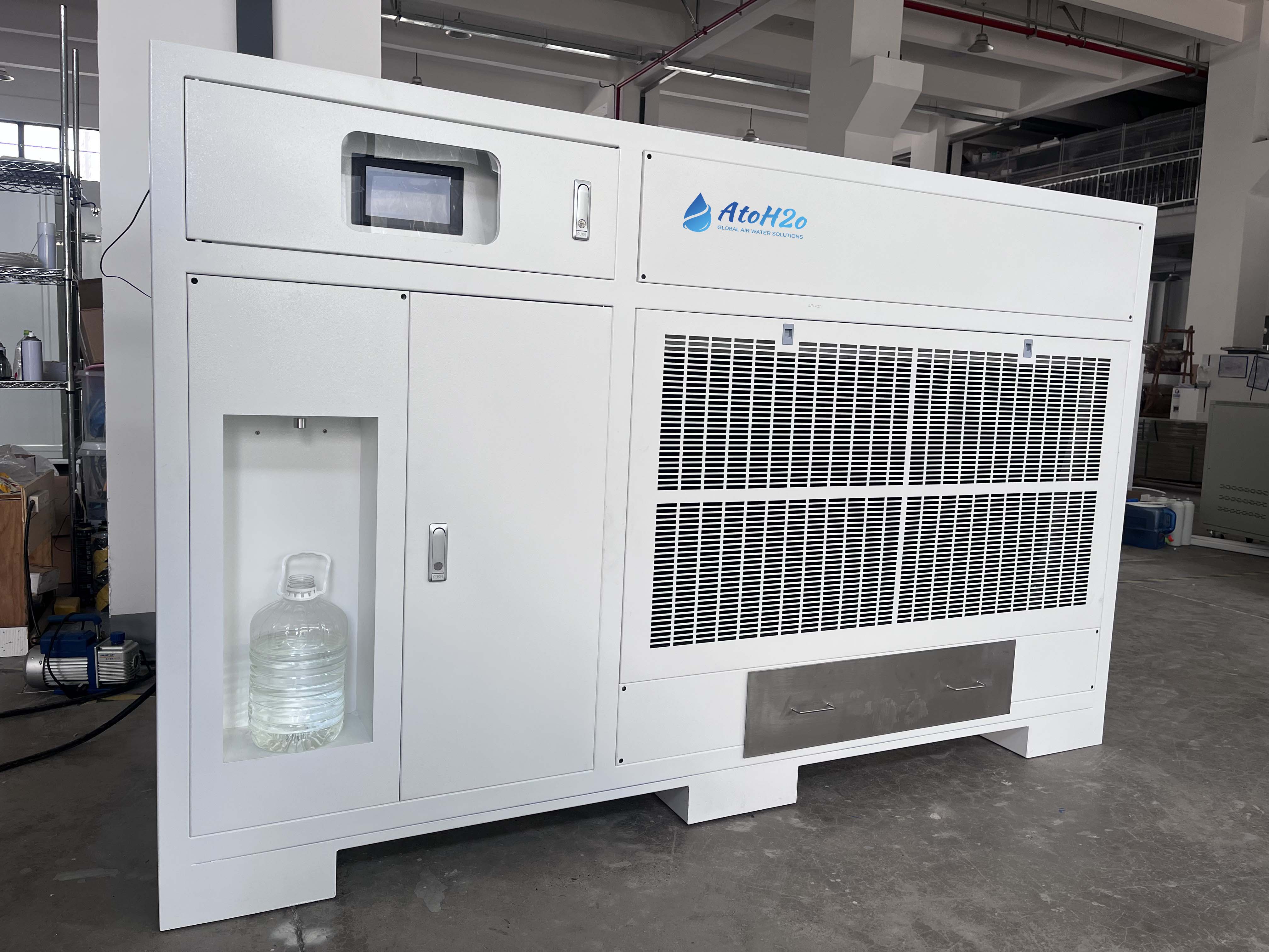 ¡Disfruta de agua potable gratis en los campings! El generador de aire atoh2o te ofrece una nueva experiencia de acampada al aire libre.